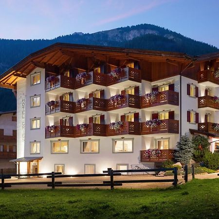 Hotel Gries Canazei Exterior foto
